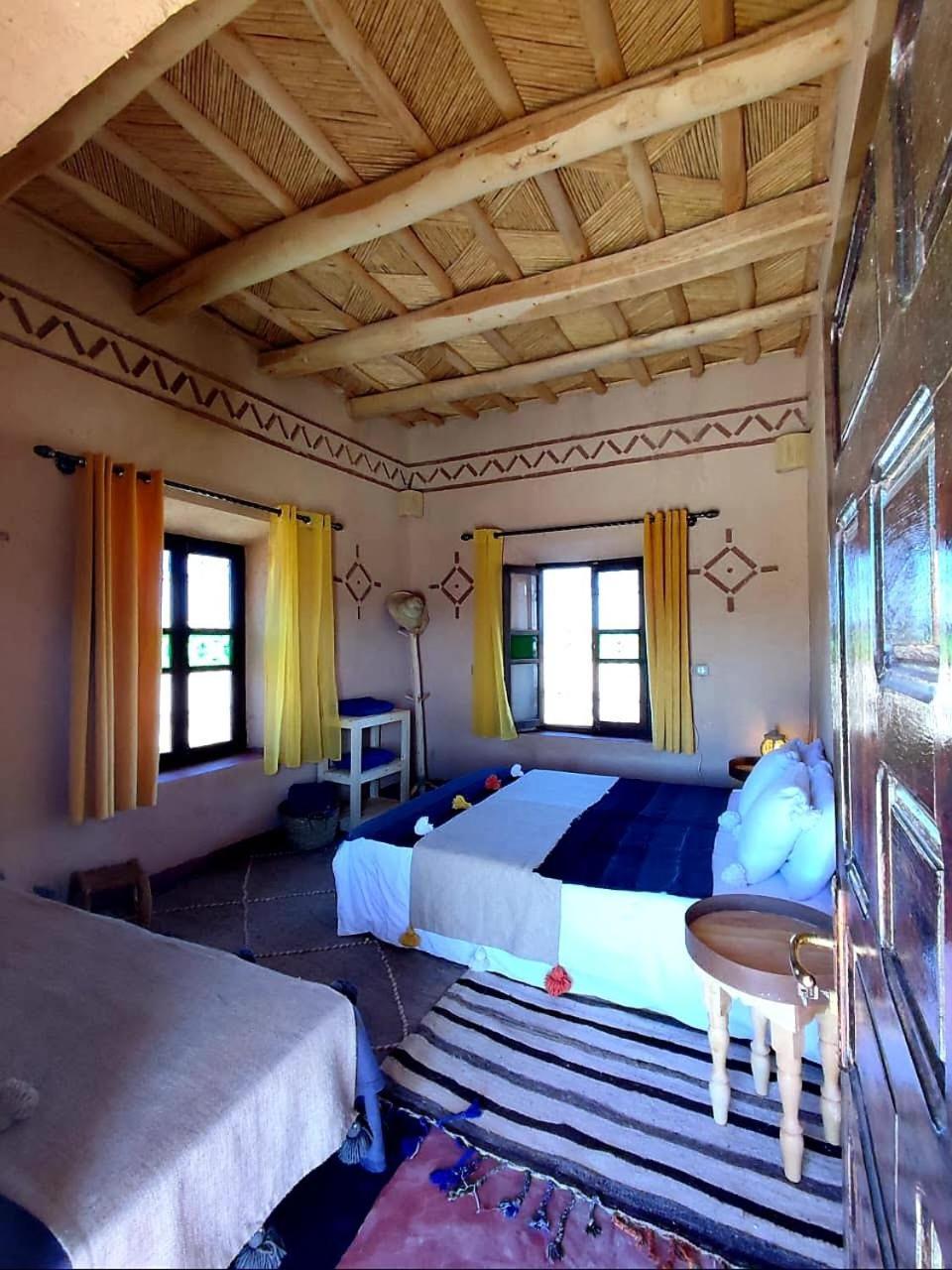 Maison D'Hotes Izza Kelaat-M'Gouna Buitenkant foto