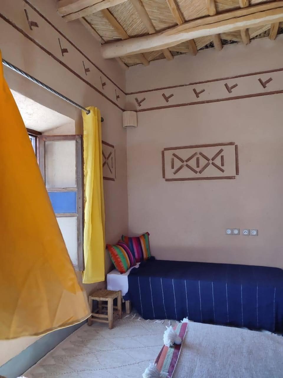 Maison D'Hotes Izza Kelaat-M'Gouna Buitenkant foto